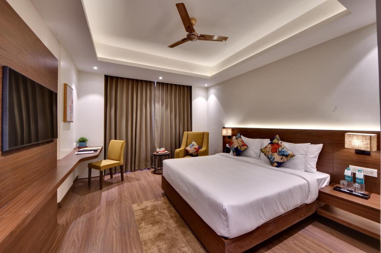 The Fern An Ecotel Hotel, Alwar Sariska エクステリア 写真